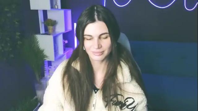 Image 2 of emilytucker Stream on Chaturbate on 1 month ago
