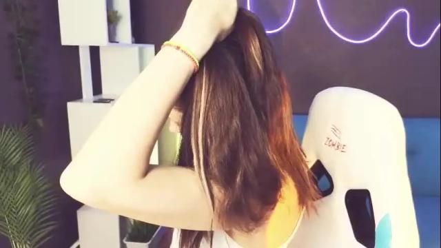 Image 8 of emilytucker Stream on Chaturbate on 15 days ago