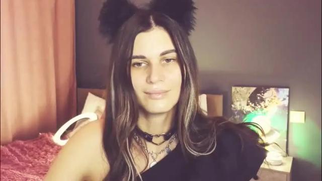 Image 8 of emilytucker Stream on Chaturbate on 2 months ago