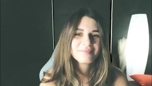 Image 2 of emilytucker Stream on Chaturbate on 2 months ago