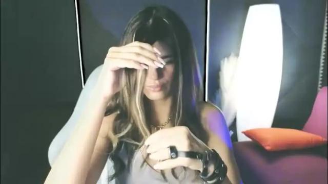 Image 4 of emilytucker Stream on Chaturbate on 2 months ago