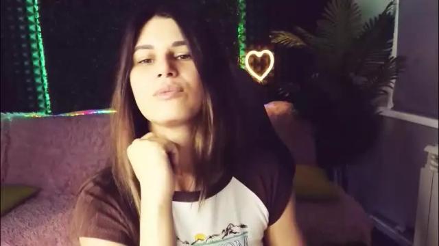 Image 2 of emilytucker Stream on Chaturbate on 1 month ago