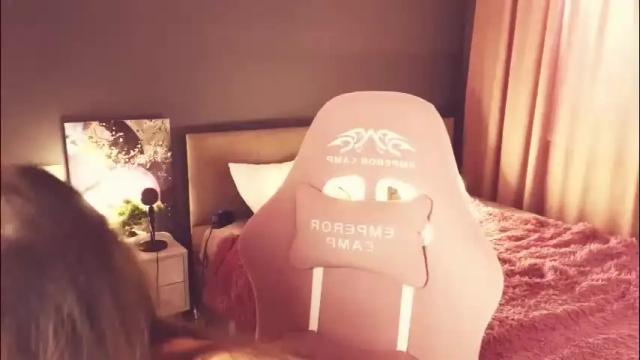 Thumbnail 2, emilytucker's Stream at Chaturbate, 1 month ago