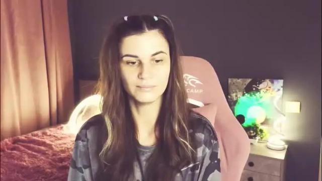 Image 8 of emilytucker Stream on Chaturbate on 1 month ago