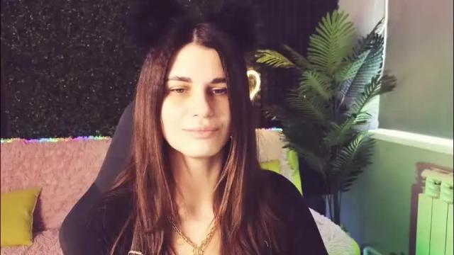 Image 4 of emilytucker Stream on Chaturbate on 29 days ago