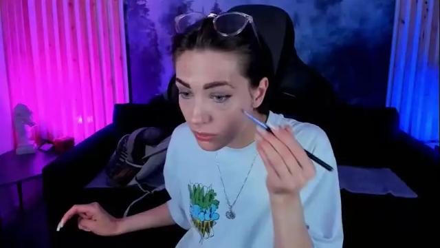 Image 7 of emilywiled Stream on Chaturbate on 1 month ago
