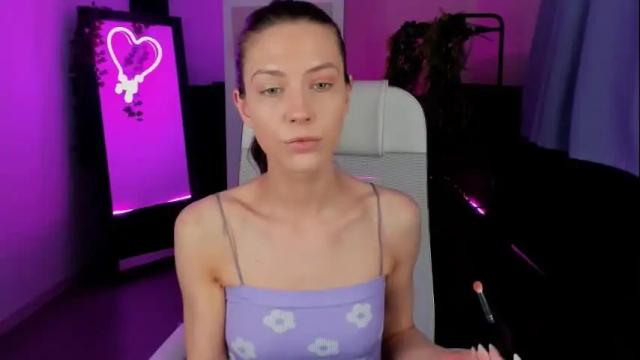 Image 7 of emilywiled Stream on Chaturbate on 1 month ago
