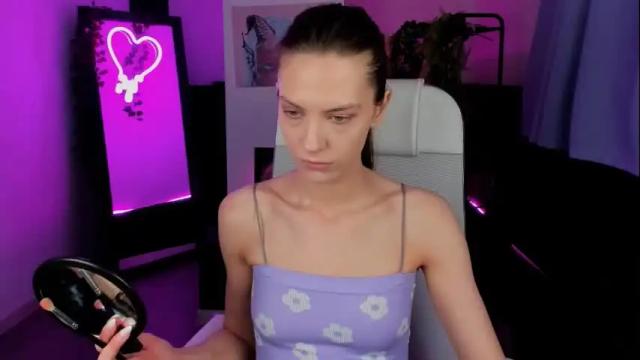Image 8 of emilywiled Stream on Chaturbate on 1 month ago