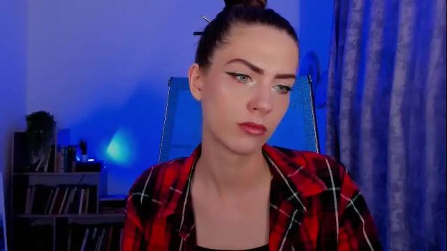 Image 6 of emilywiled Stream on Chaturbate on 27 days ago