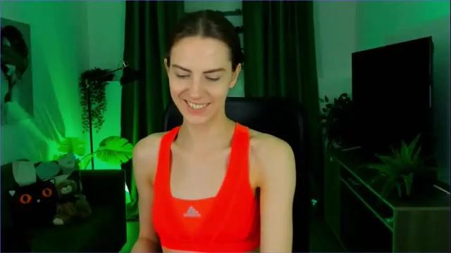 Image 10 of emilywiled Stream on Chaturbate on 16 days ago