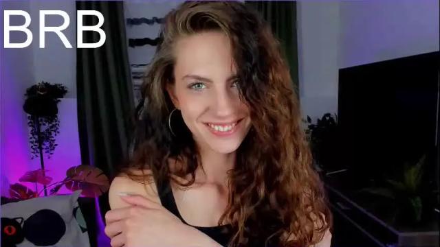 Image 10 of emilywiled Stream on Chaturbate on 10 days ago