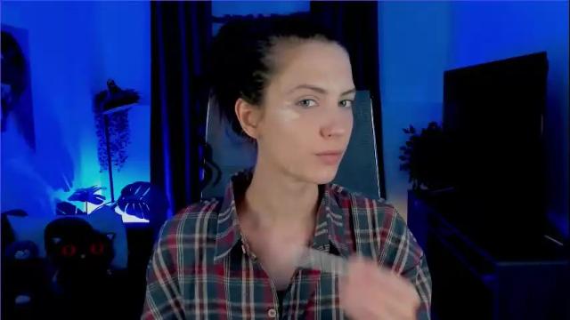 Image 10 of emilywiled Stream on Chaturbate on 6 days ago