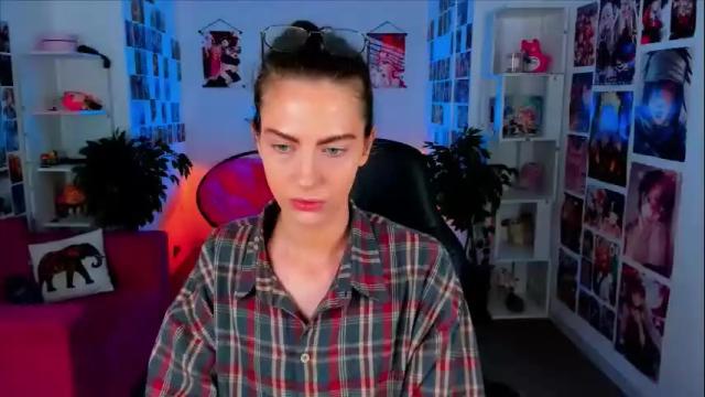 Image 10 of emilywiled Stream on Chaturbate on 4 days ago