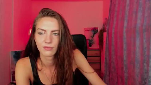 Image 11 of emilywiled Stream on Chaturbate on 4 months ago