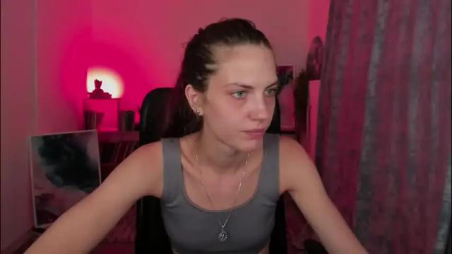 Image 6 of emilywiled Stream on Chaturbate on 4 months ago