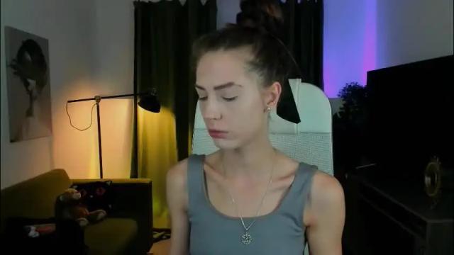 Image 12 of emilywiled Stream on Chaturbate on 4 months ago