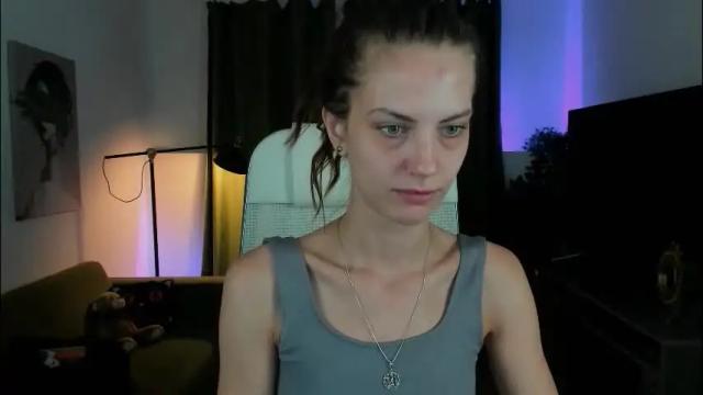 Image 6 of emilywiled Stream on Chaturbate on 4 months ago