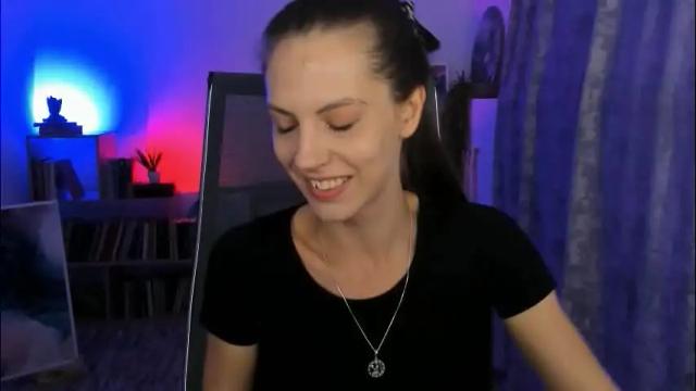 Image 6 of emilywiled Stream on Chaturbate on 4 months ago