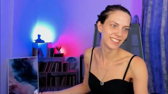 Image 6 of emilywiled Stream on Chaturbate on 4 months ago