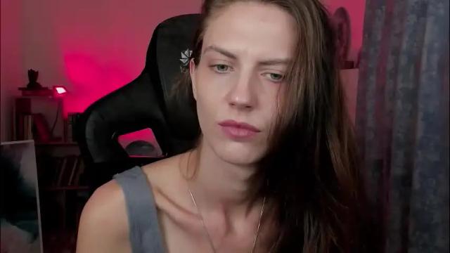 Image 10 of emilywiled Stream on Chaturbate on 4 months ago