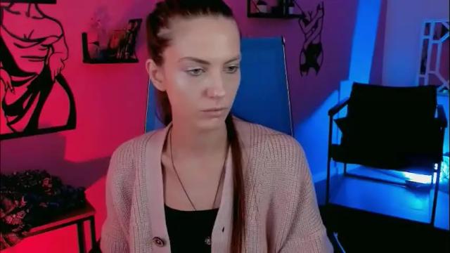 Image 2 of emilywiled Stream on Chaturbate on 3 months ago