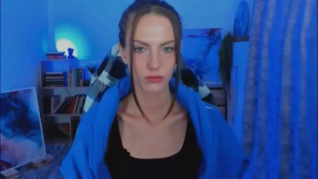 Image 12 of emilywiled Stream on Chaturbate on 3 months ago
