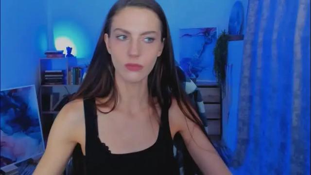 Image 3 of emilywiled Stream on Chaturbate on 3 months ago
