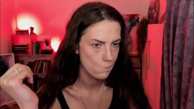 Image 6 of emilywiled Stream on Chaturbate on 2 months ago