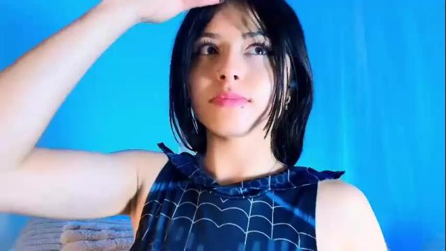 Image 3 of emilywithe_ Stream on Chaturbate on 2 months ago