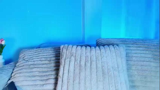 Image 4 of emilywithe_ Stream on Chaturbate on 2 months ago