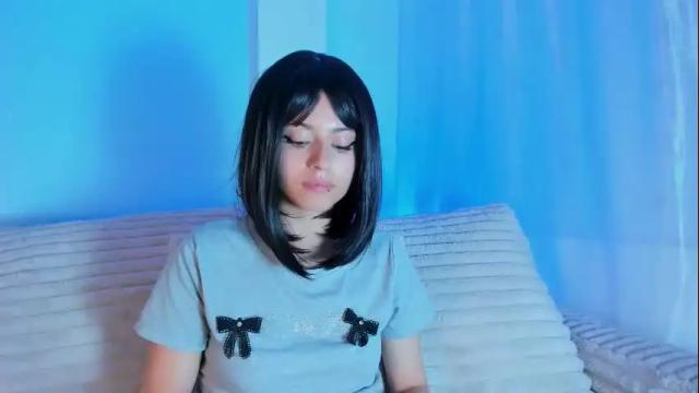 Image 10 of emilywithe_ Stream on Chaturbate on 22 days ago