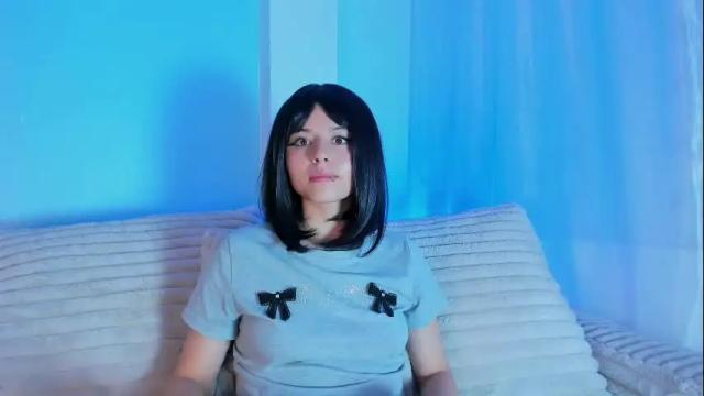 Image 8 of emilywithe_ Stream on Chaturbate on 22 days ago