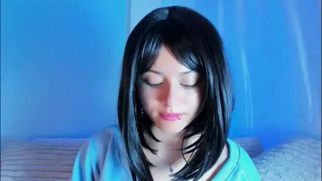 Image 2 of emilywithe_ Stream on Chaturbate on 19 days ago