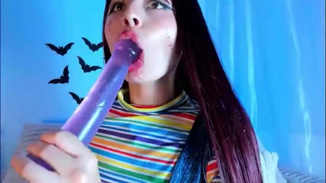 Image 8 of emilywithe_ Stream on Chaturbate on 1 day ago