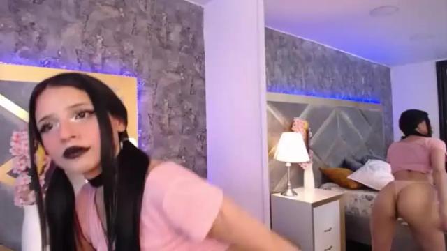 Image 11 of emilyy_williams Stream on Chaturbate on 21 months ago