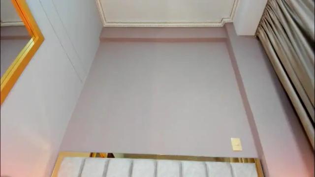 Image 2 of emilyywatson Stream on Chaturbate on 1 month ago