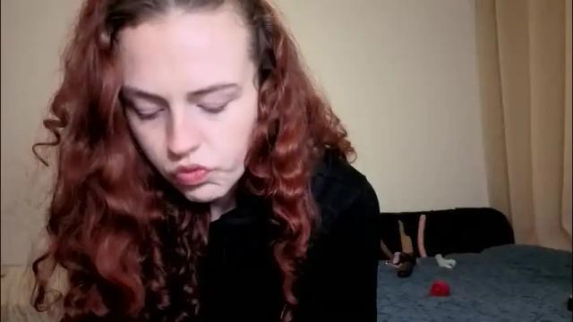 Image 4 of emliyjamesmjb Stream on Chaturbate on 15 days ago