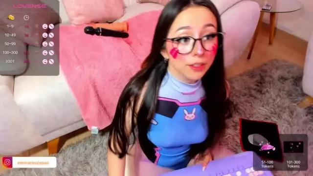 Image 6 of emma__rossi Stream on Chaturbate on 23 months ago