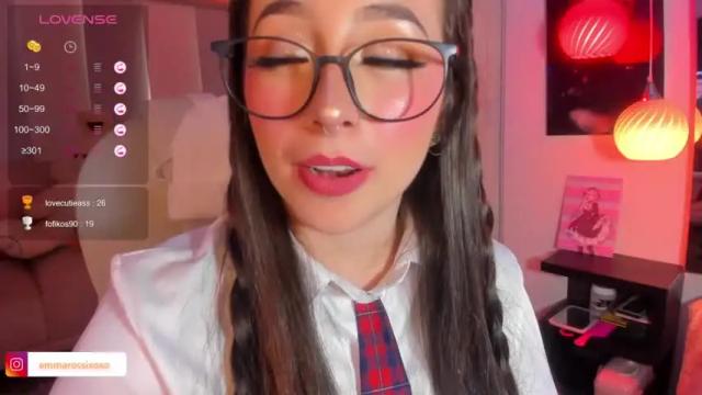 Image 4 of emma__rossi Stream on Chaturbate on 23 months ago