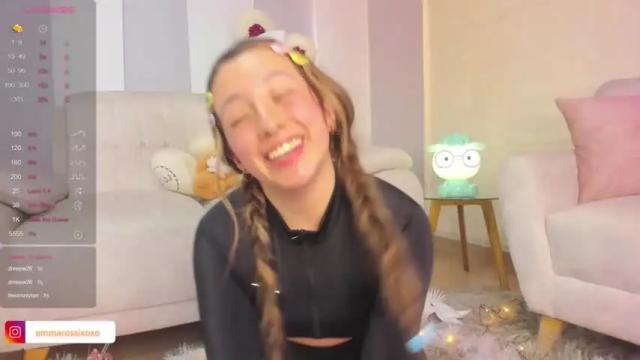 Image 10 of emma__rossi Stream on Chaturbate on 22 months ago