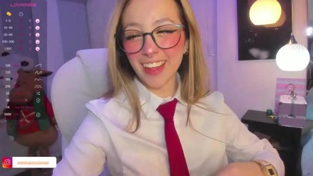 Image 2 of emma__rossi Stream on Chaturbate on 22 months ago