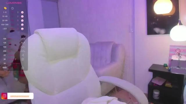 Image 6 of emma__rossi Stream on Chaturbate on 22 months ago