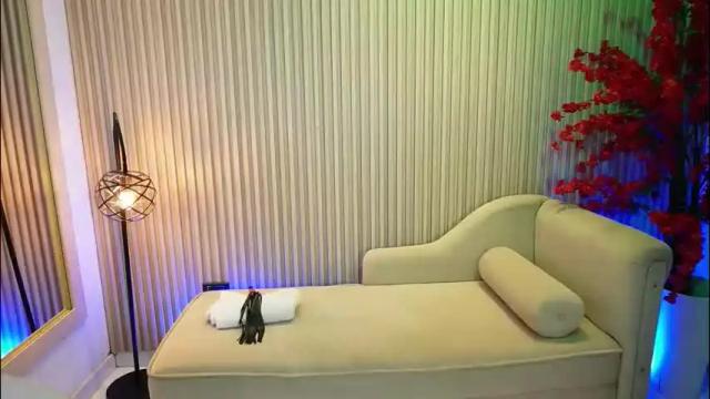 Thumbnail 1, emma__walkerr_'s Stream at Chaturbate, 3 months ago