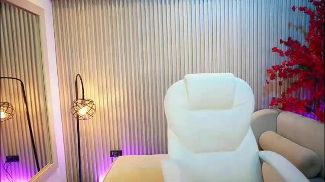 Image 2 of emma__walkerr_ Stream on Chaturbate on 3 months ago