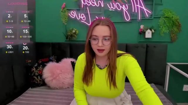 Image 12 of emma_adorablle Stream on Chaturbate on 17 months ago