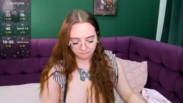 Image 12 of emma_adorablle Stream on Chaturbate on 8 days ago