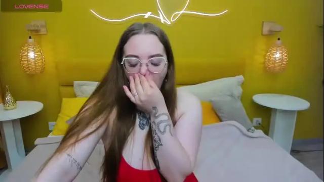 Image 2 of emma_adorablle Stream on Chaturbate on 1 month ago