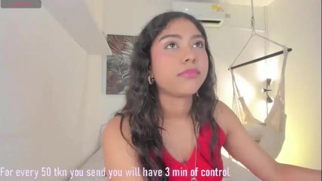 Image 7 of emma_alice_ Stream on Chaturbate on 29 days ago