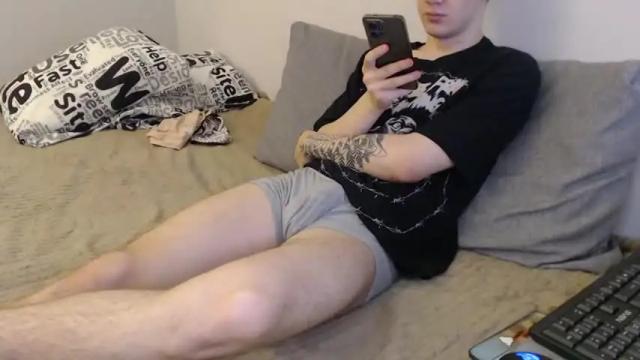 Image 12 of emma_and_tyler1 Stream on Chaturbate on 13 months ago