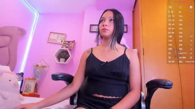 Image 2 of emma_anturin Stream on Chaturbate on 1 month ago